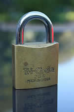 Tri-circle 264 padlock