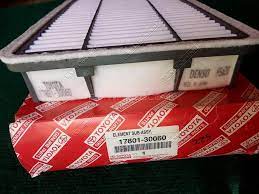 17801-30060  Air cleaner